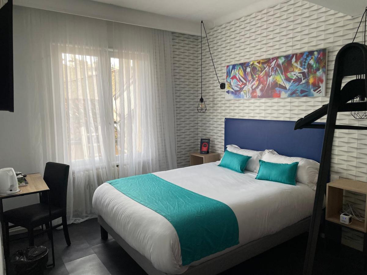 Contact Le Provence 3* Agen