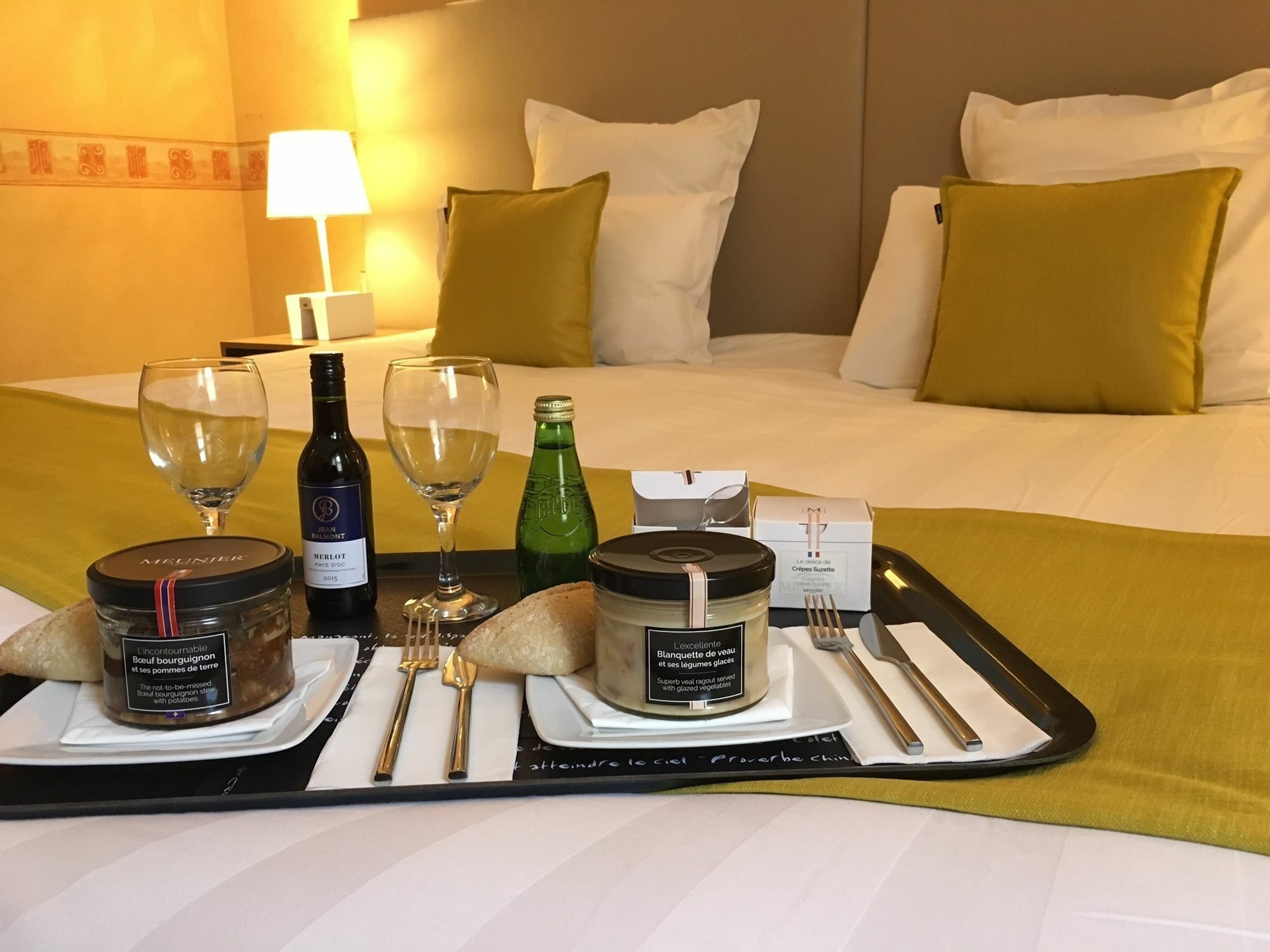 Contact Le Provence Hotel 3*